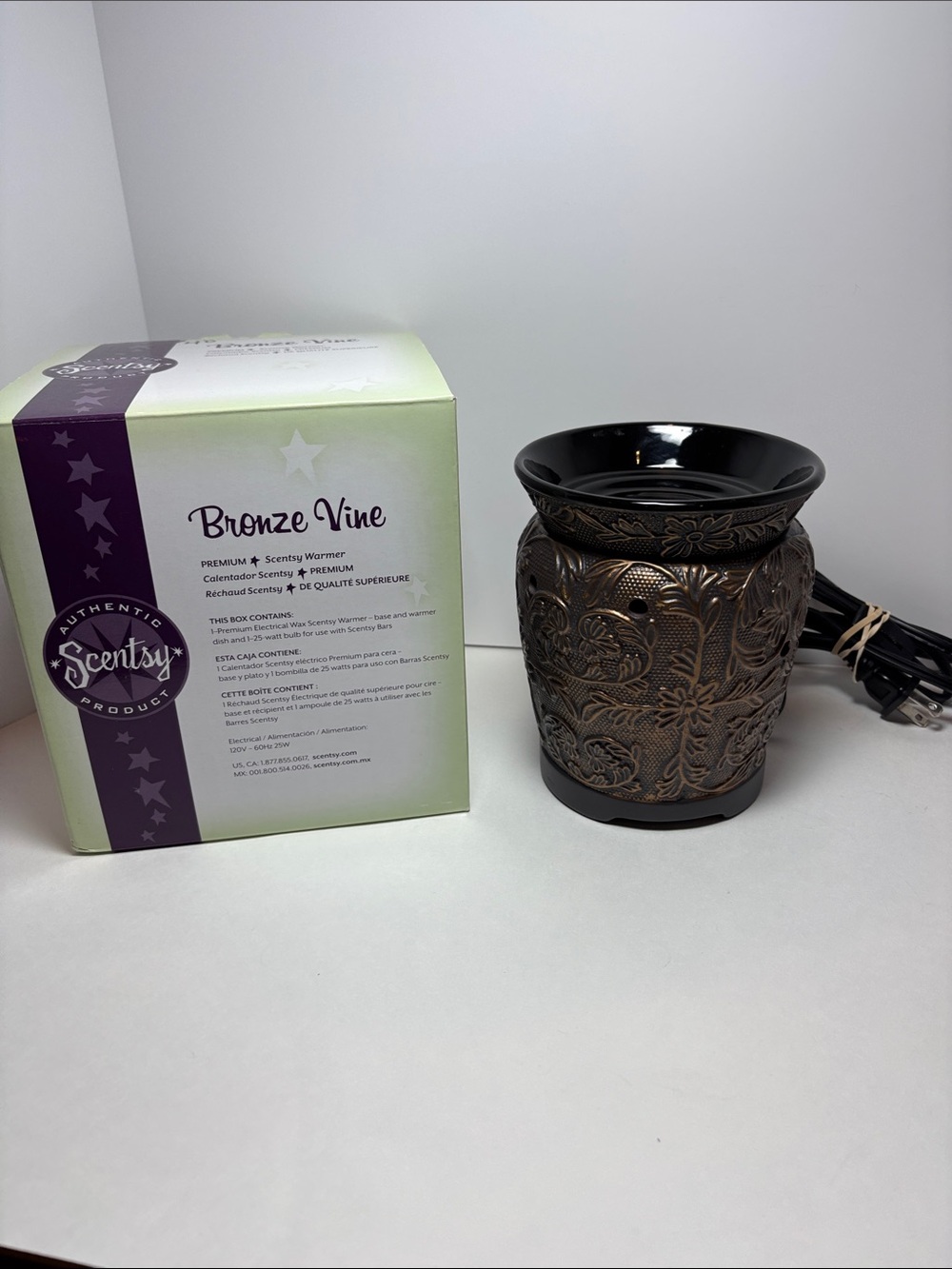 Scentsy Bronze Vine Floral Electric Wax Warmer - Bronze and Black